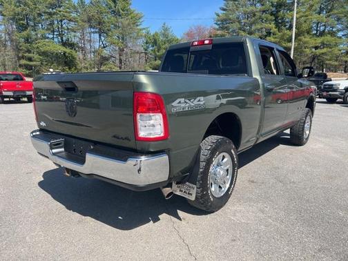 2020 RAM 2500 Tradesman Crew Cab 4X4 6'4' Box