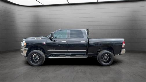 2022 RAM 2500 Big Horn Crew Cab 4x4 6'4' Box