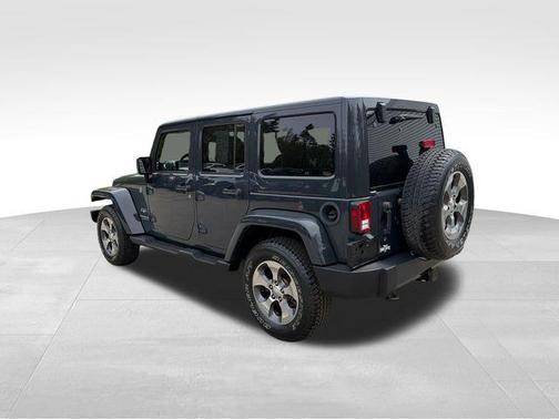 Rhino Clearcoat 2017 Jeep Wrangler Unlimited Sahara