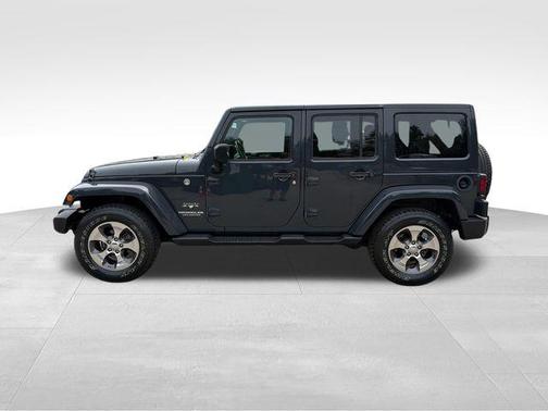 Rhino Clearcoat 2017 Jeep Wrangler Unlimited Sahara