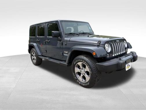 Rhino Clearcoat 2017 Jeep Wrangler Unlimited Sahara