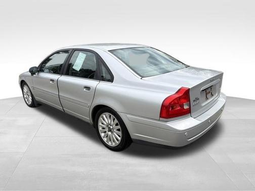 Silver 2006 Volvo S80 2.5T
