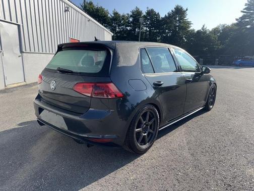 2015 Volkswagen Golf GTI 2.0T SE 4-Door