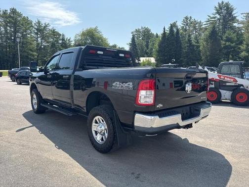 2020 RAM 2500 Tradesman Crew Cab 4X4 6'4' Box