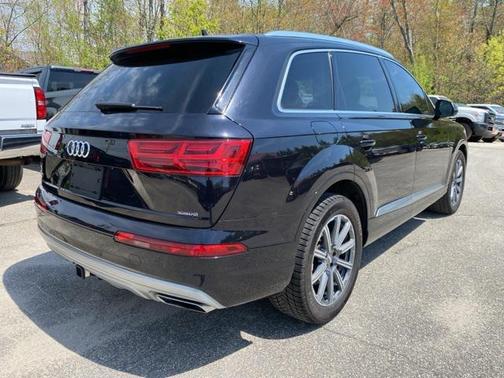 2019 Audi Q7 55 Premium Plus