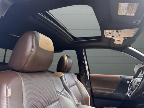 2016 Toyota Tacoma Limited