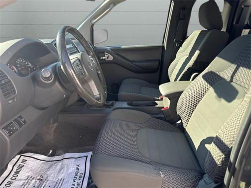2011 Nissan Frontier SV