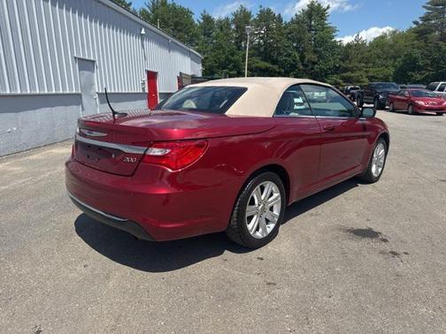 2013 Chrysler 200 Touring