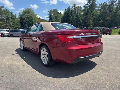 2013 Chrysler 200 Touring