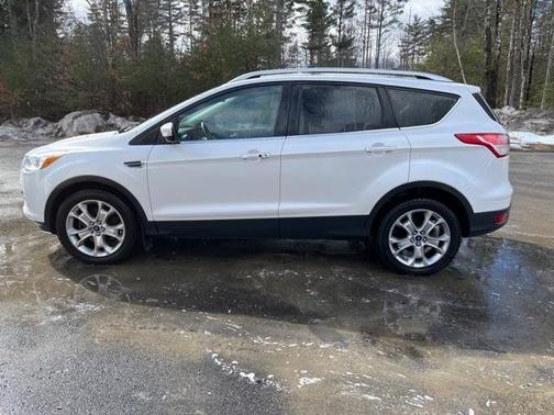 Photo 5 of 23 of 2015 Ford Escape Titanium