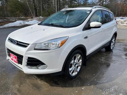 Photo 3 of 23 of 2015 Ford Escape Titanium