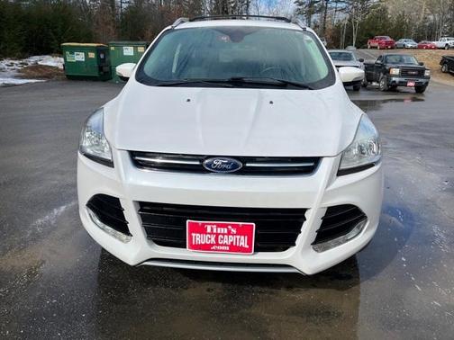 Photo 2 of 23 of 2015 Ford Escape Titanium