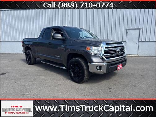 2017 Toyota Tundra SR5