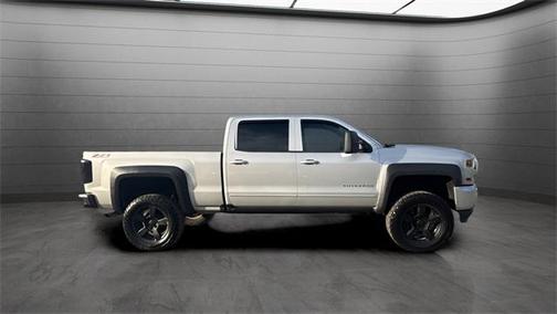 2017 Chevrolet Silverado 1500 2LT