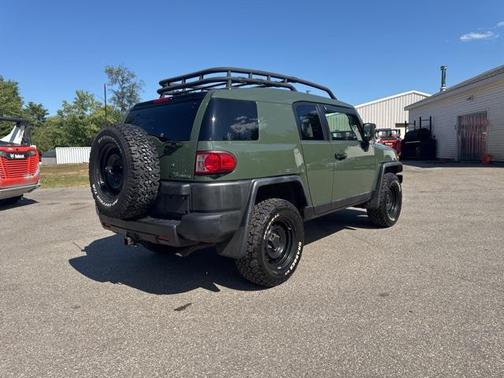 2011 Toyota FJ Cruiser Base