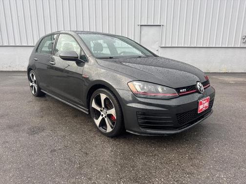 2015 Volkswagen Golf GTI 2.0T SE 4-Door