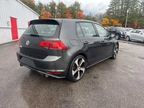 2015 Volkswagen Golf GTI 2.0T SE 4-Door