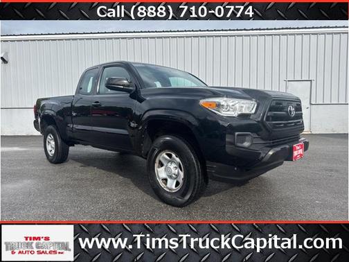 2017 Toyota Tacoma SR