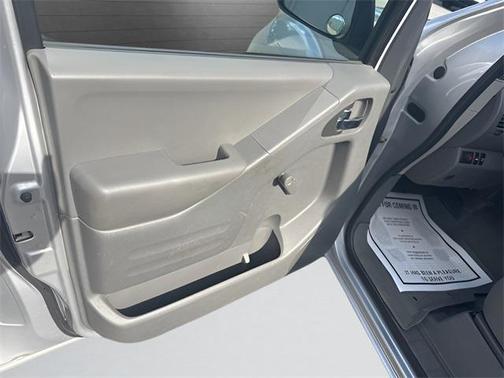 2017 Nissan Frontier S