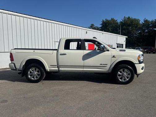 2019 RAM 2500 Limited Crew Cab 4x4 6'4' Box