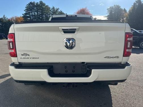 2019 RAM 2500 Limited Crew Cab 4x4 6'4' Box