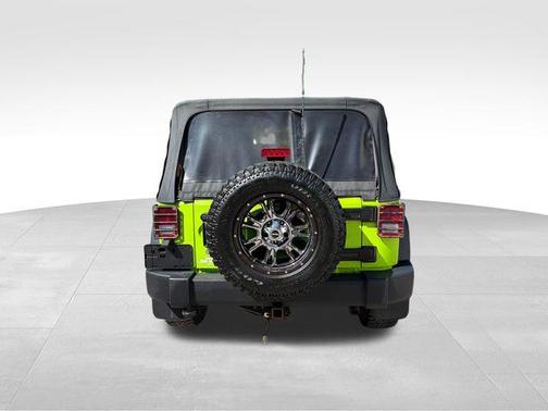 Gecko Pearlcoat 2012 Jeep Wrangler Sport