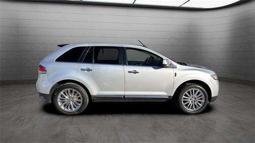 2011 Lincoln MKX Base