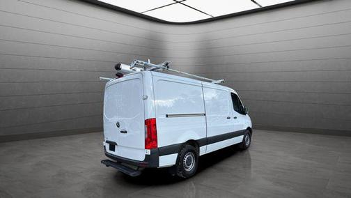 2021 Mercedes-Benz Sprinter 2500 Standard Roof