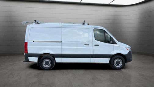 2021 Mercedes-Benz Sprinter 2500 Standard Roof
