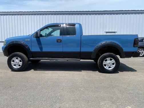 2004 Ford F-150 XLT