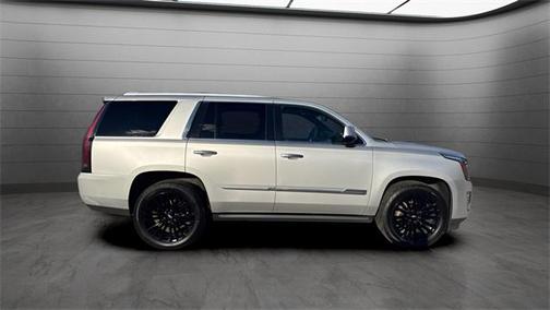 2016 Cadillac Escalade Platinum