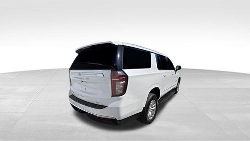 2022 Chevrolet Suburban LT