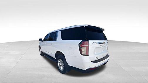 2022 Chevrolet Suburban LT