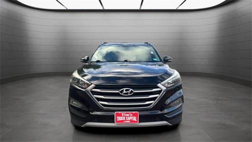 2017 Hyundai TUCSON Night