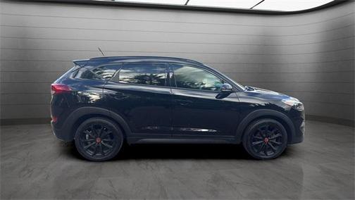 2017 Hyundai TUCSON Night