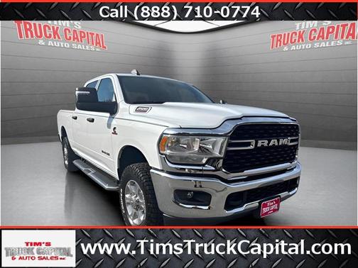2023 RAM 3500 Big Horn Crew Cab 4x4 6'4' Box