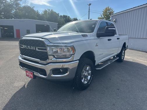 2023 RAM 3500 Big Horn Crew Cab 4x4 6'4' Box