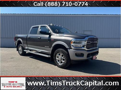 2020 RAM 2500 Laramie Crew Cab 4X4 6'4' Box