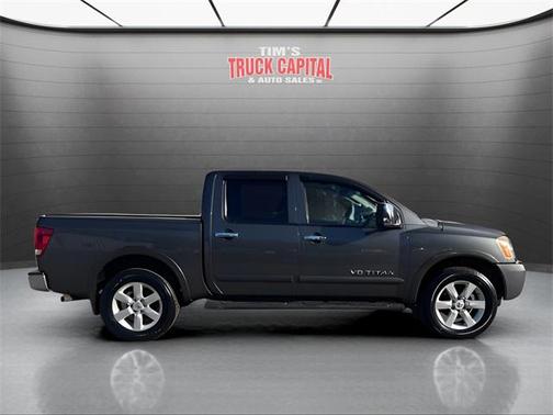2010 Nissan Titan LE