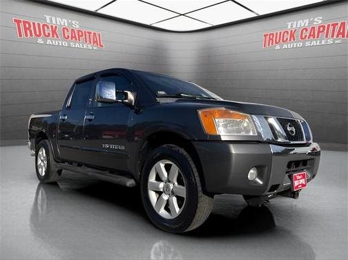 2010 Nissan Titan LE