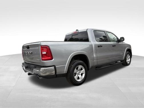 Billet Silver Metallic Clearcoat 2025 RAM 1500 Big Horn/Lone Star