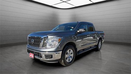 2017 Nissan Titan SV