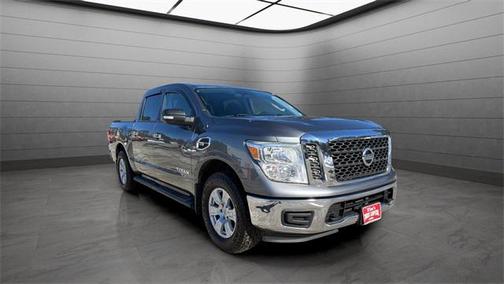 2017 Nissan Titan SV