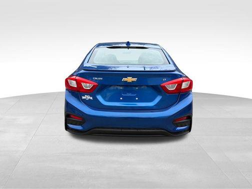 Kinetic Blue Metallic 2016 Chevrolet Cruze LT Manual