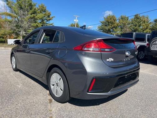2019 Hyundai IONIQ Hybrid Blue