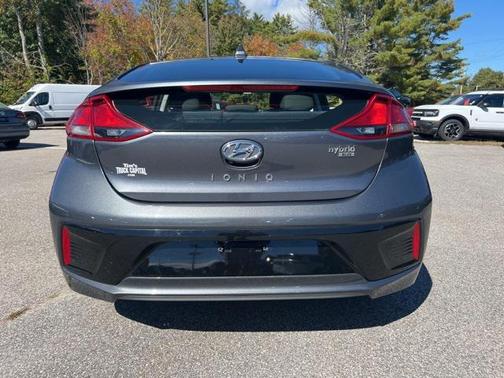2019 Hyundai IONIQ Hybrid Blue