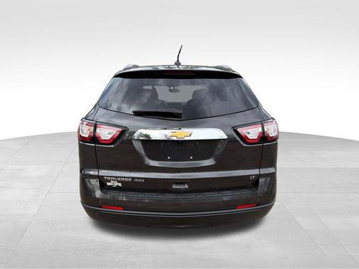 Tungsten Metallic 2017 Chevrolet Traverse 1LT