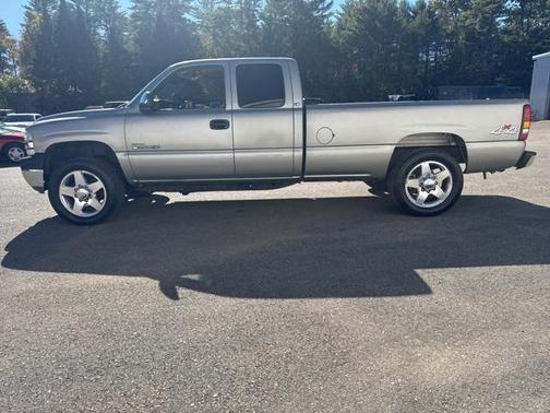 2001 Chevrolet Silverado 2500 LS H/D Extended Cab