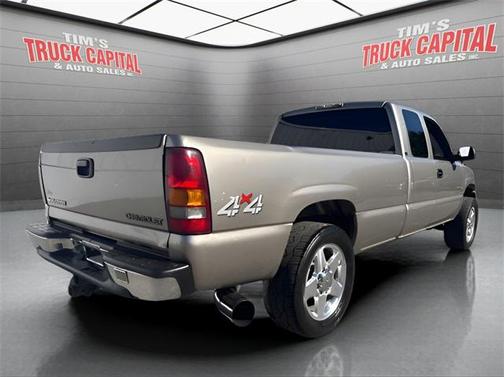 2001 Chevrolet Silverado 2500 LS H/D Extended Cab