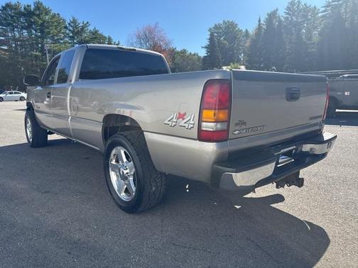 2001 Chevrolet Silverado 2500 LS H/D Extended Cab